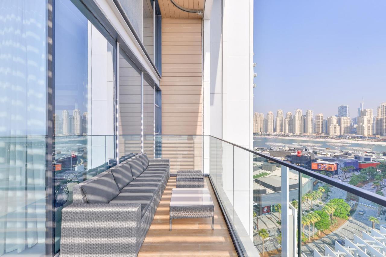 Luxe 3 Bedroom Oceanfront Apartment In The Heart Of Bluewaters Island Dubai Buitenkant foto